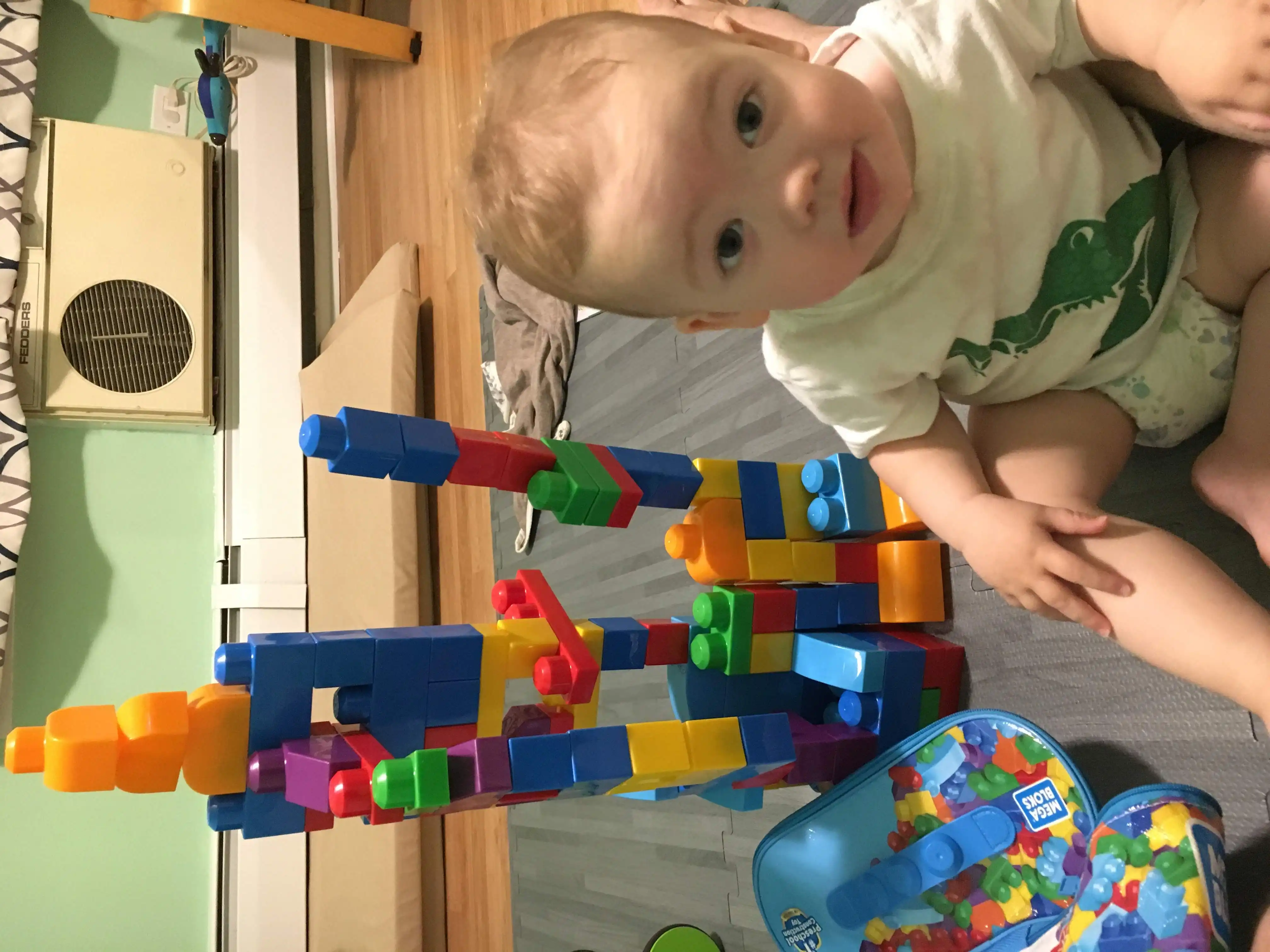 Graham building with blocks.
